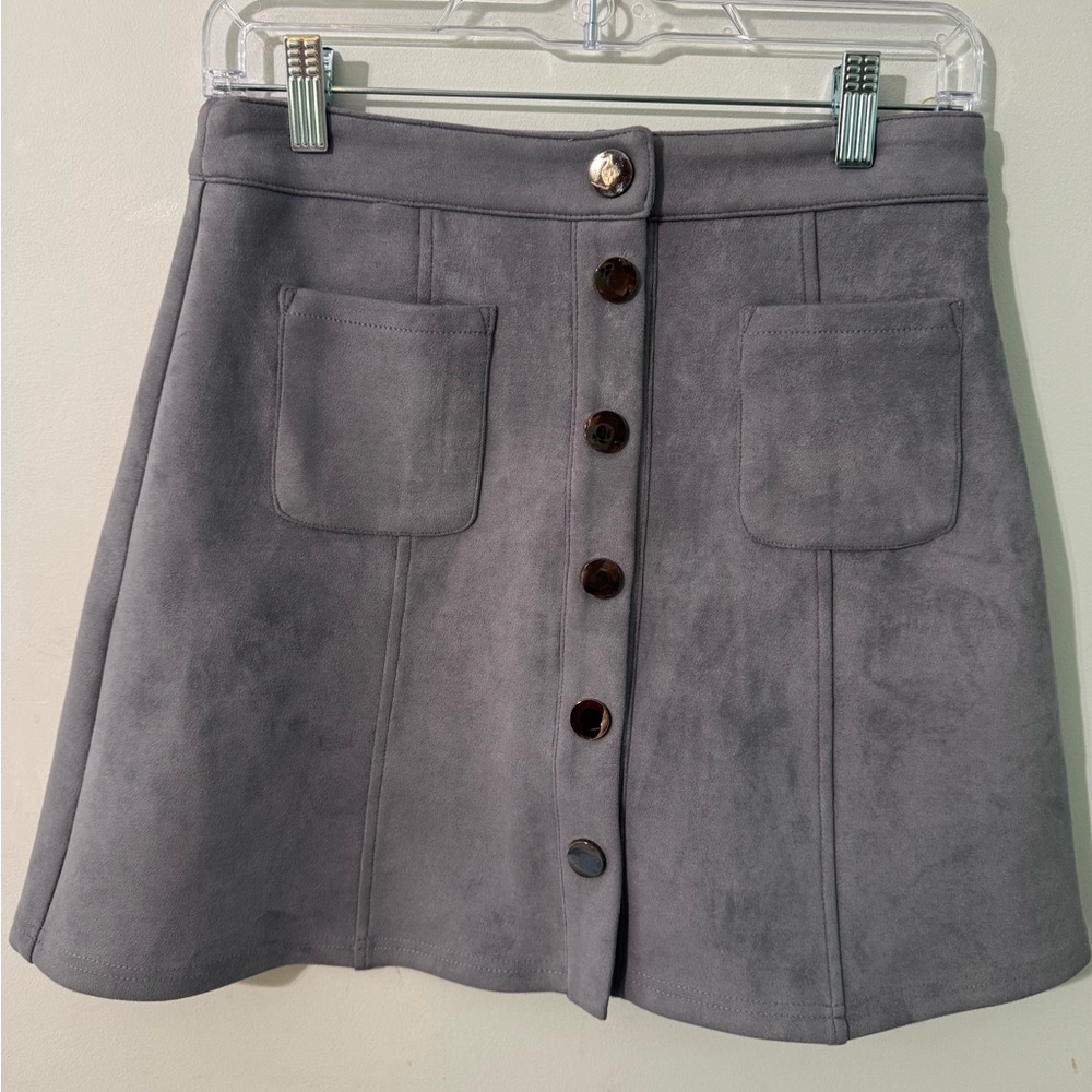 Privy Gray Faux Suede Button Front Mini Skirt - Size M (Medium)